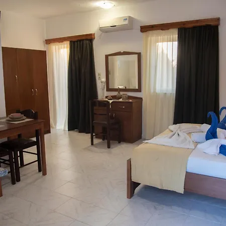 Nikos Studios-2